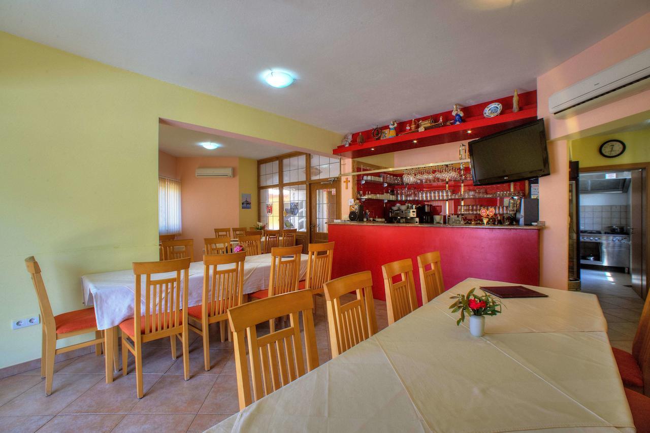 Villa D&I Vodice Exterior photo